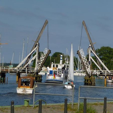 Hotel Adler Greifswald Bagian luar foto