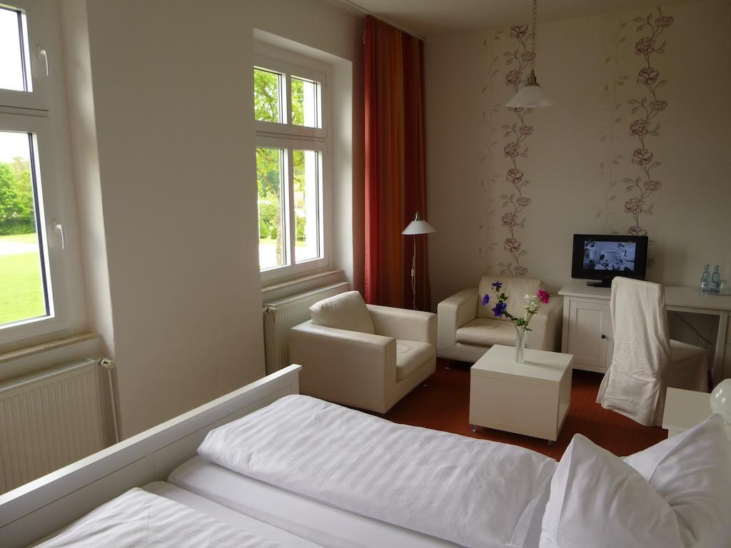 Hotel Adler Greifswald Bagian luar foto
